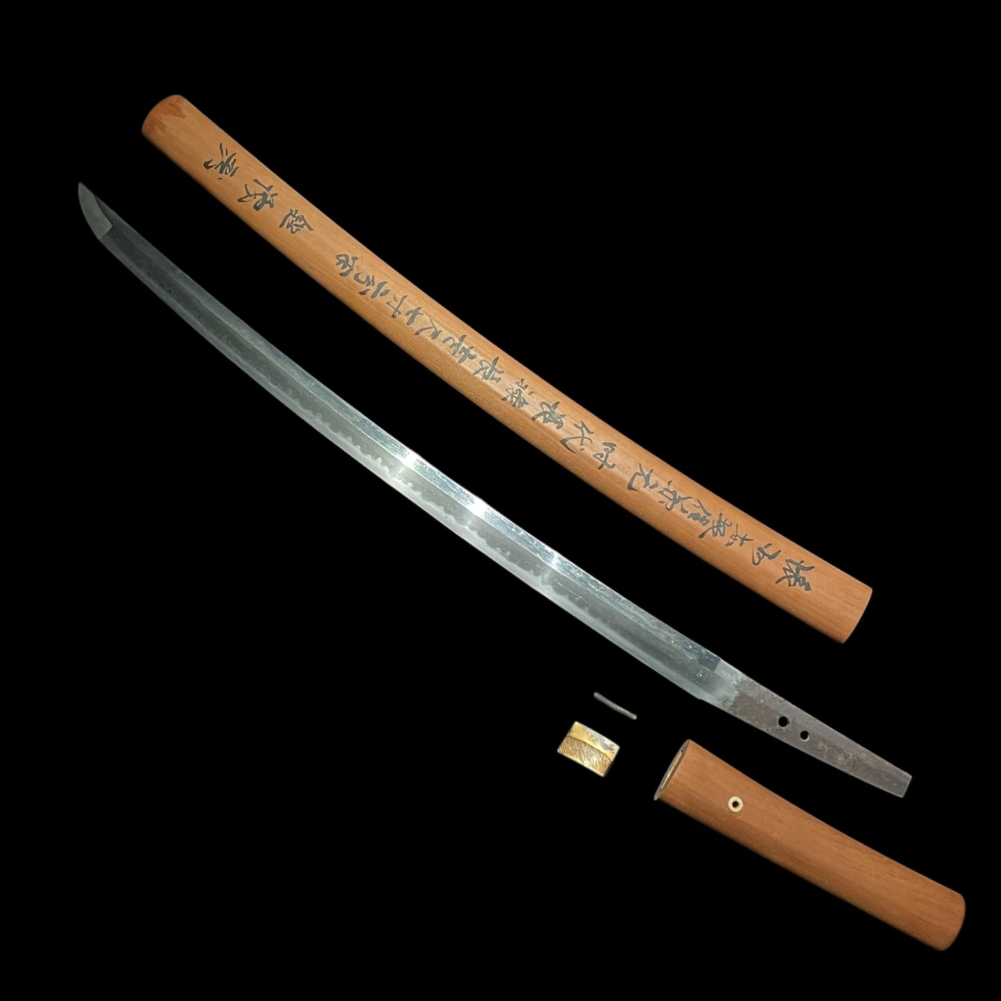 Noshu Akasakaju Kanemoto 濃州赤坂住兼元 Sayagaki 鞘書 WAKIZASHI, Muromachi period