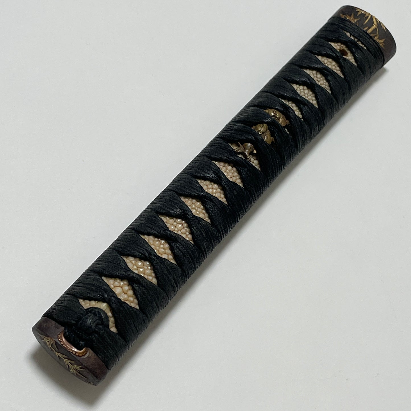 Dragon HORIMONO KATANA, Awataguchi Ikkanshi Tadatsuna signed, Edo period