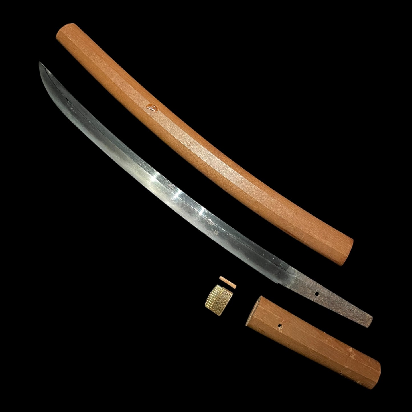 Shobuzukuri Wakizashi 菖蒲造脇差, Wide Blade, Muromachi period mumei