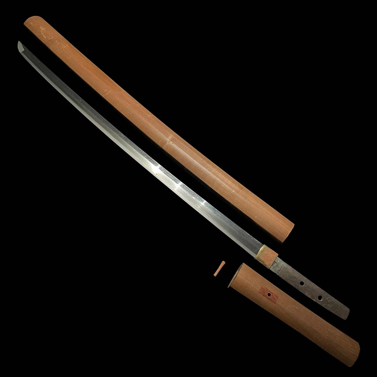 Masamehada 柾目肌 Long Wakizashi, Yamato School, Muromahi period mumei