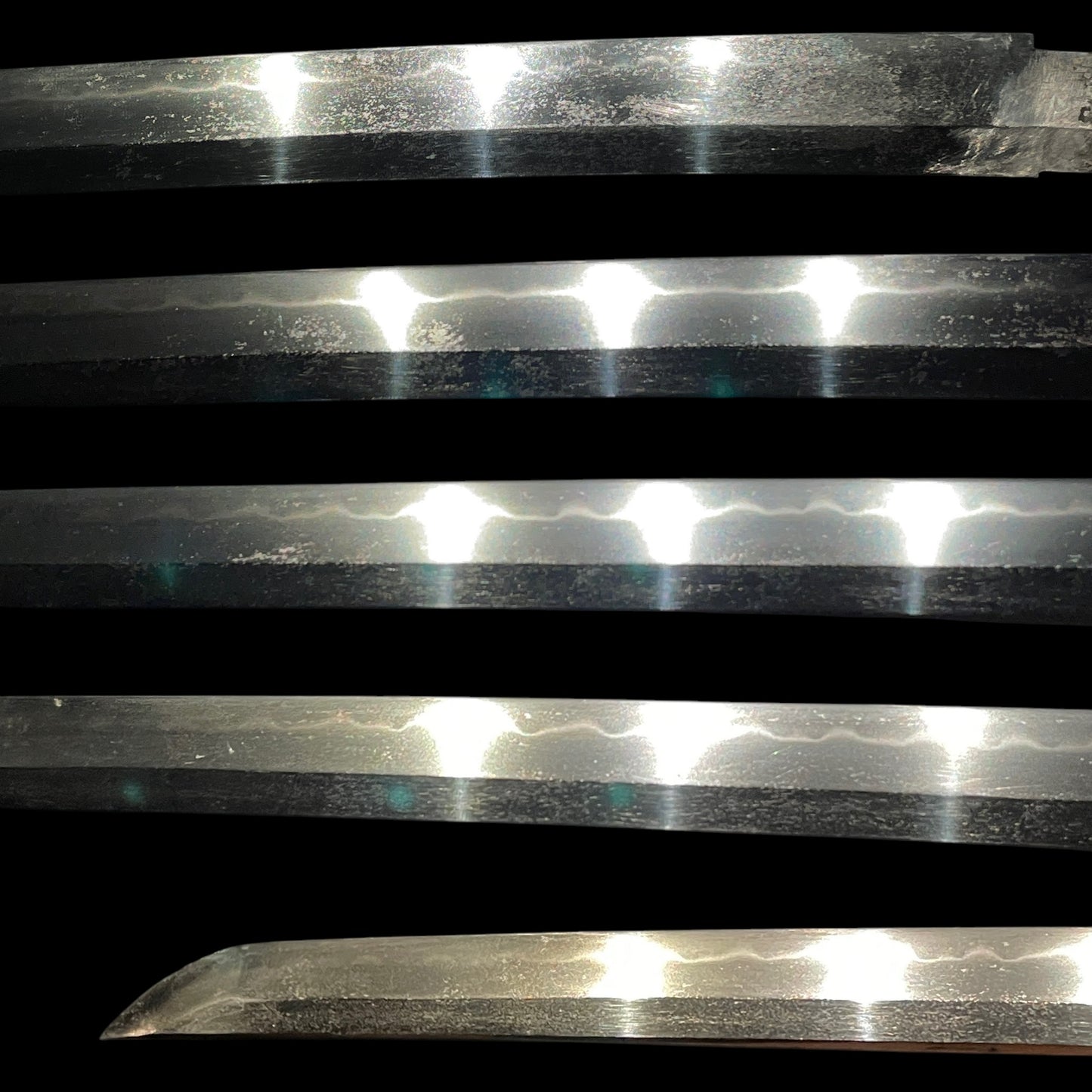 Heavyweight Sturdy KATANA in Koshirae, Nagasa 65.7cm (25.87in), Showa period