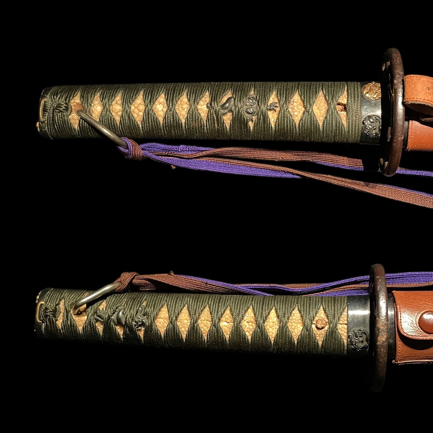 Dragon Fittings Ryakushiki-GUNTO 龍一作略式軍刀, Blade is Edo Wakizashi, with Tassel