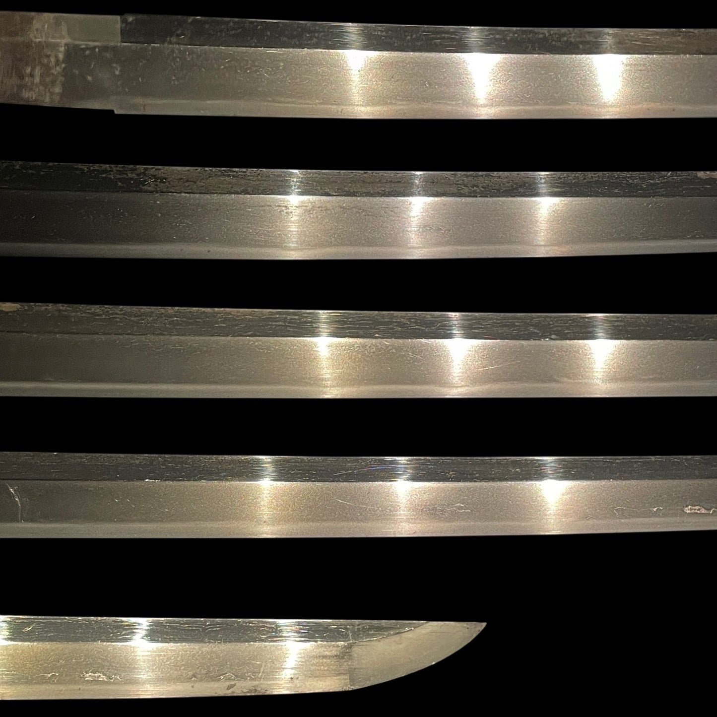 Late KAMAKURA period Ko-Mihara 古三原 Long KATANA, Red handachi Koshirae 朱塗半太刀拵