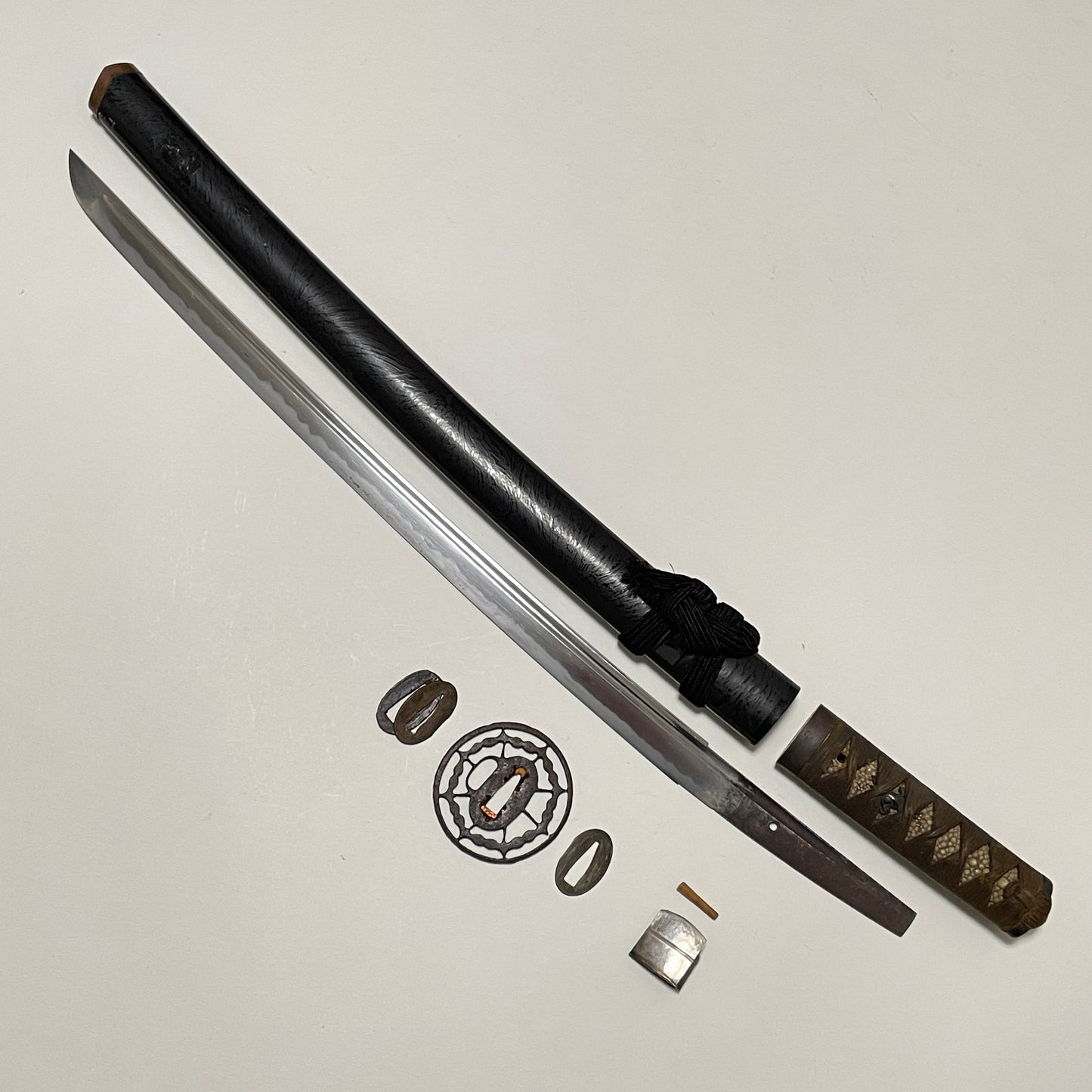 Bohi Wakizashi, Gosannokiri 五三の桐 Kashira, Edo period mumei