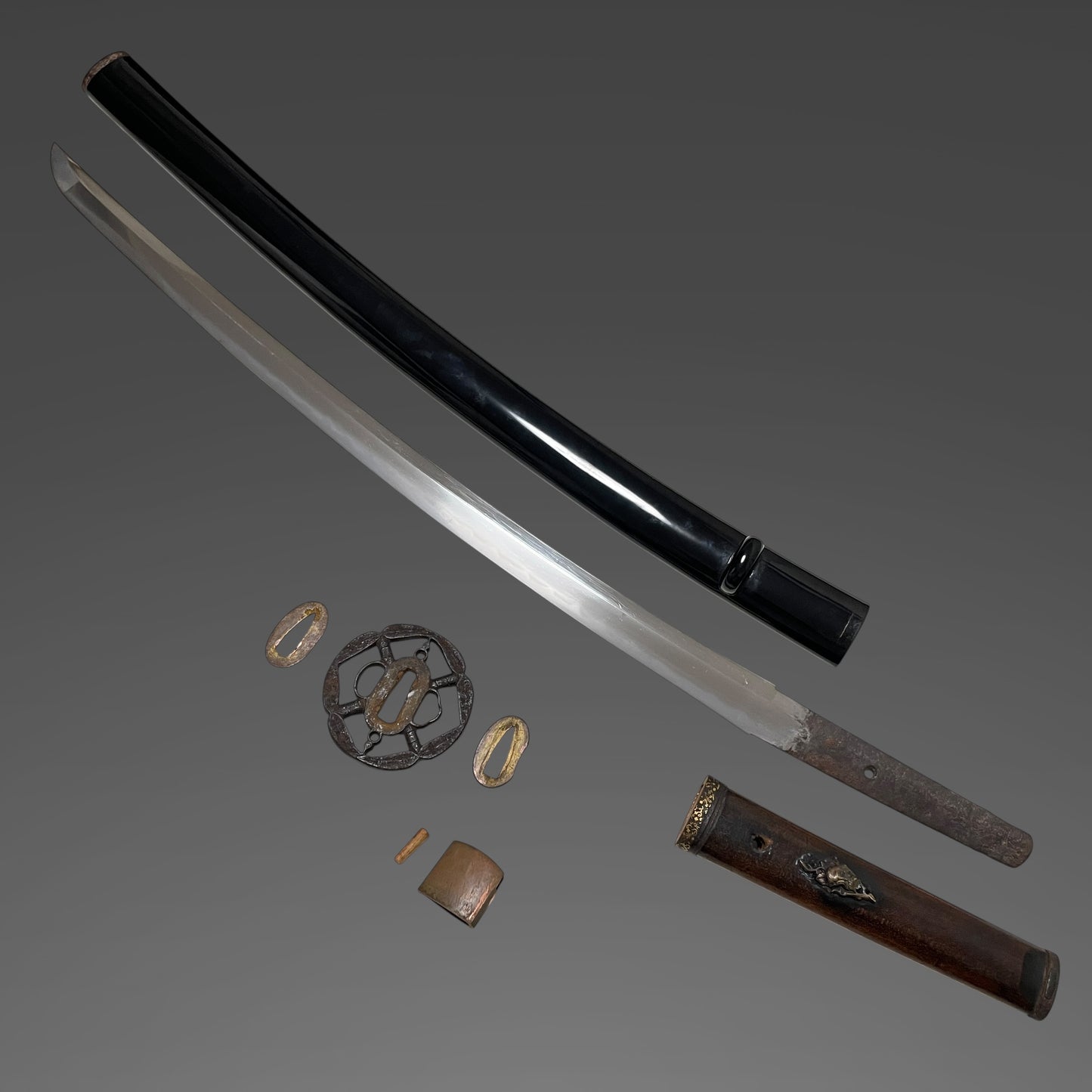 Bizenkokuju Osafune Sukesada signed Wakizashi, Katakitsuka-Koshirae 堅木柄拵, Muromachi period