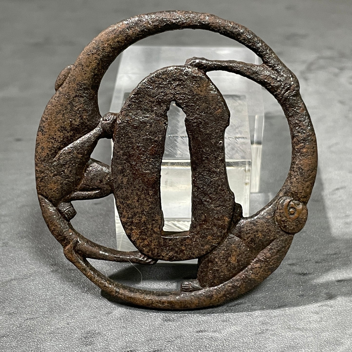 手長猿(Tenagazaru) TSUBA, Long-armed monkey, Iron back, Edo period