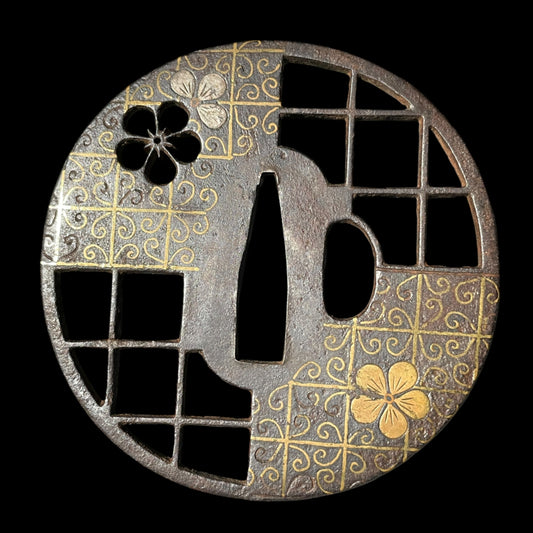 窓透鍔 (Madosukashi Tsuba), Iron back, Edo period, with BOX