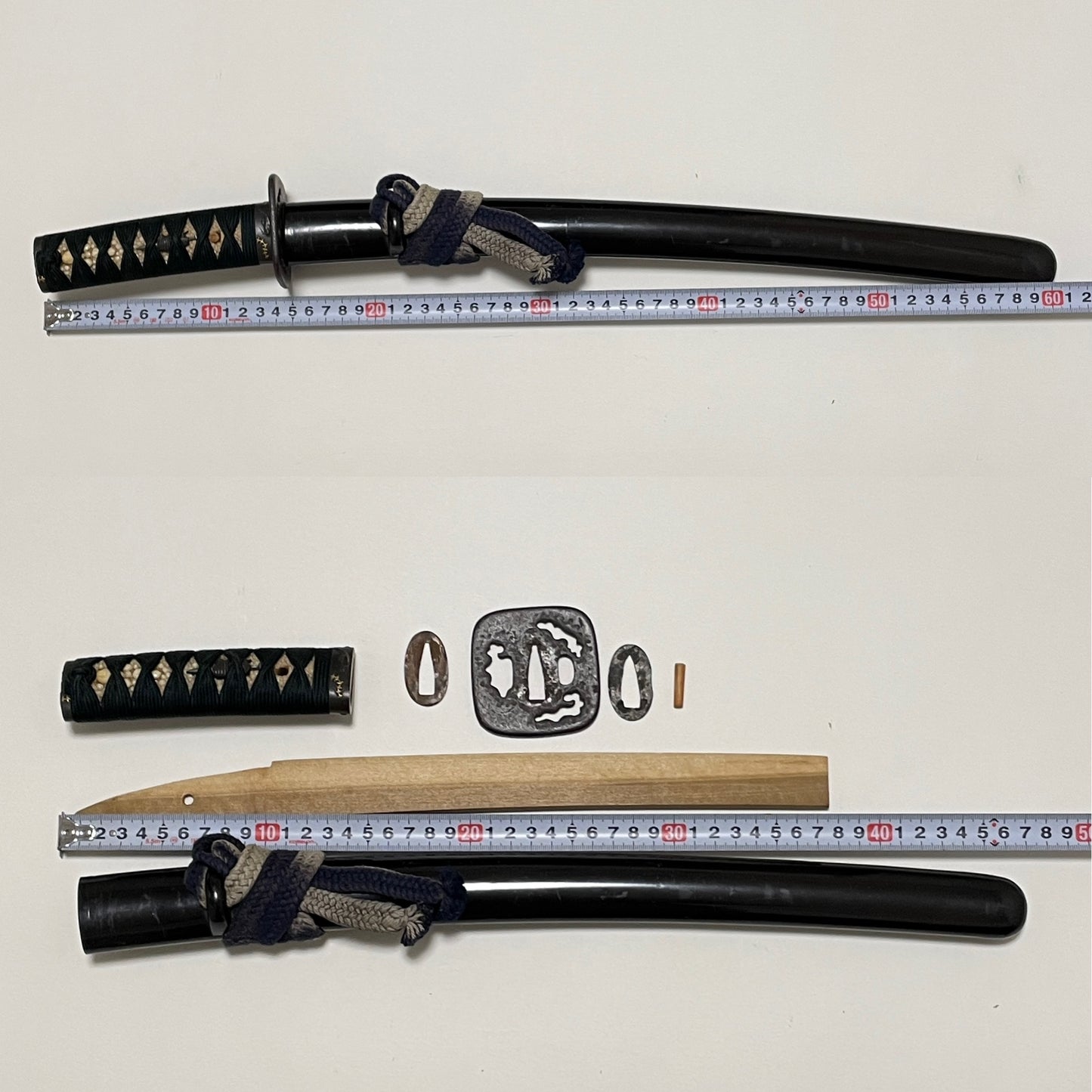 Fish Fuchikashira 魚図縁頭, Wakizashi Koshirae, 60cm (23.62 in.)