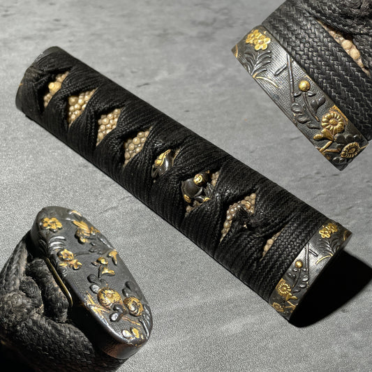 秋草 Akikusa Fuchikashira, Tsukamae 柄前, Edo period