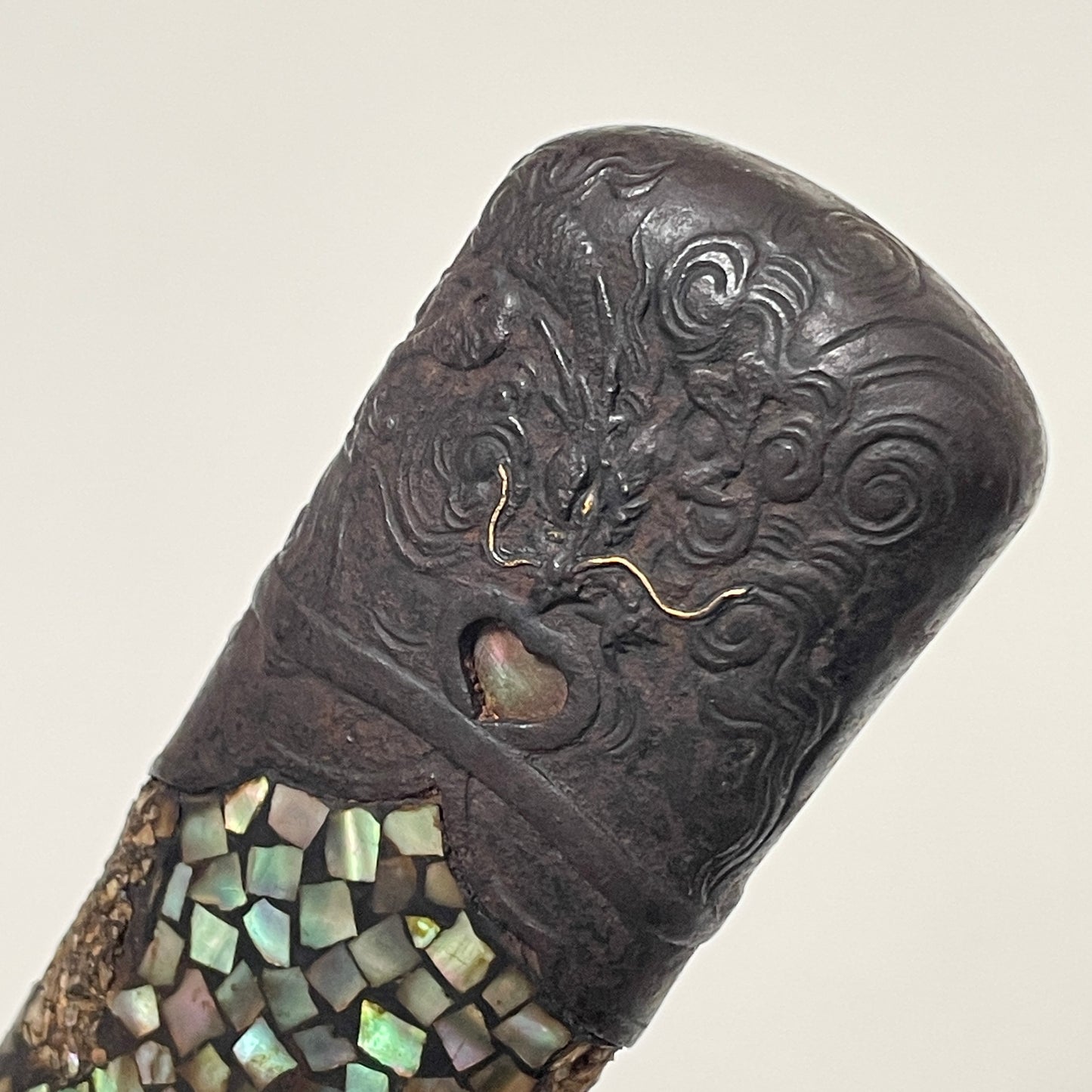 Raden Wakizashi Koshirae 螺鈿脇差拵, Dragon Kojiri, Shell Fuchikashira, Edo period