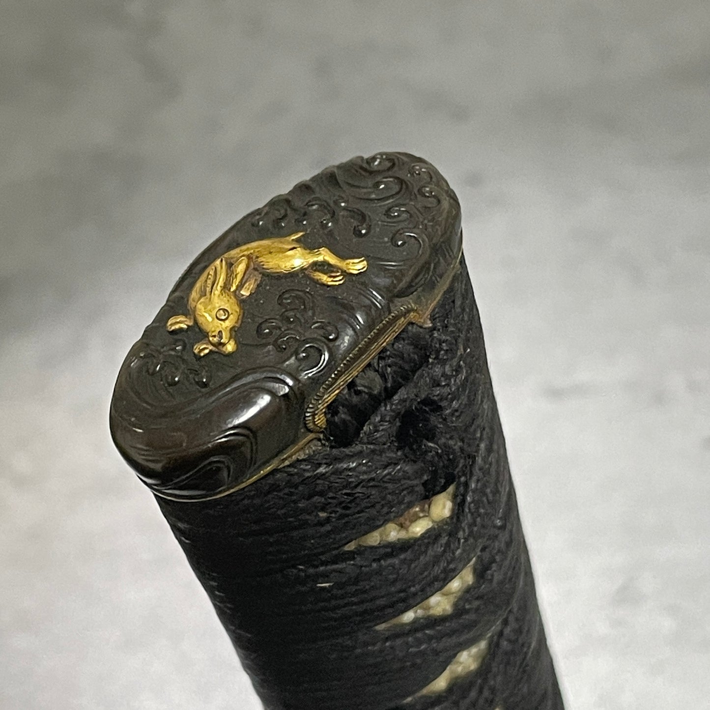 Nami-Usagi Fuchikashira 波兎縁頭, Tsukamae 柄前 For Wakizashi or Tanto