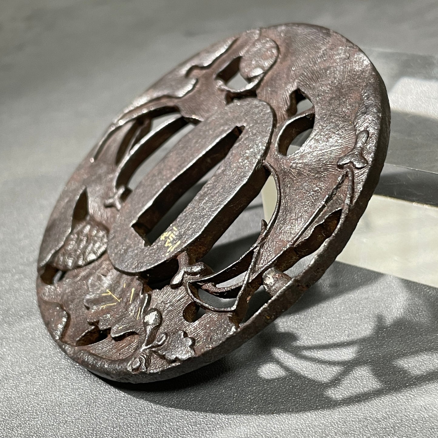 Ginkgo Autumn leaves, Fukiyose Sukashi Icho TSUBA(吹寄透銀杏鍔),with BOX