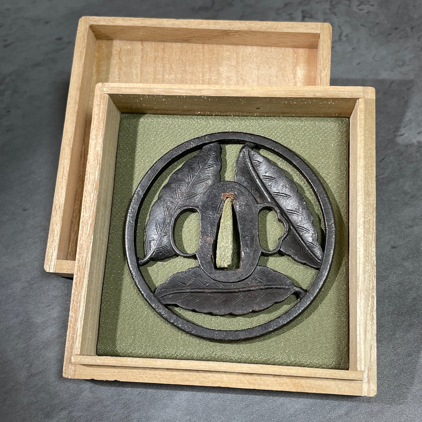 Three Leaves Sukashi TSUBA, Iron back, Edo period, with BOX