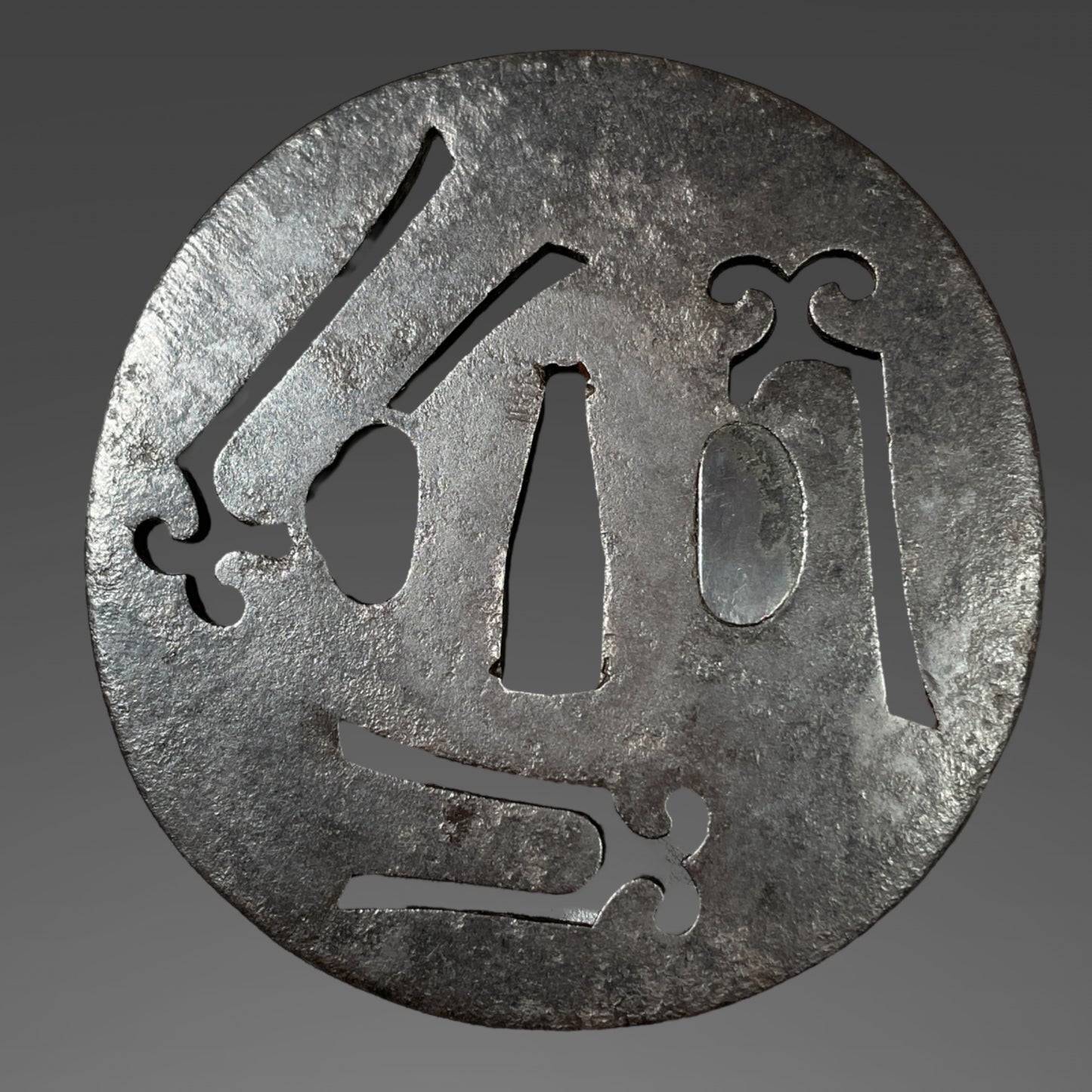 Kotoji 琴柱 TSUBA, Iron back, Edo period, with BOX