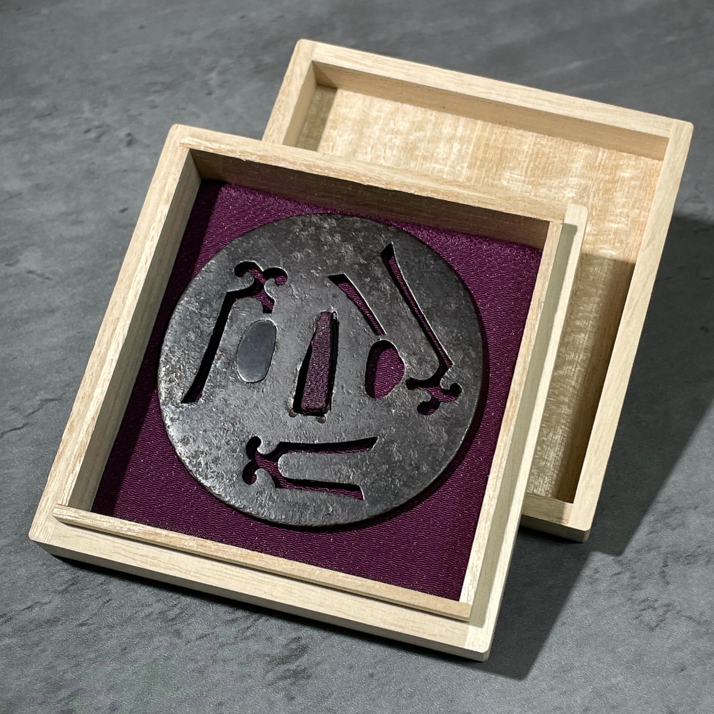 Kotoji 琴柱 TSUBA, Iron back, Edo period, with BOX