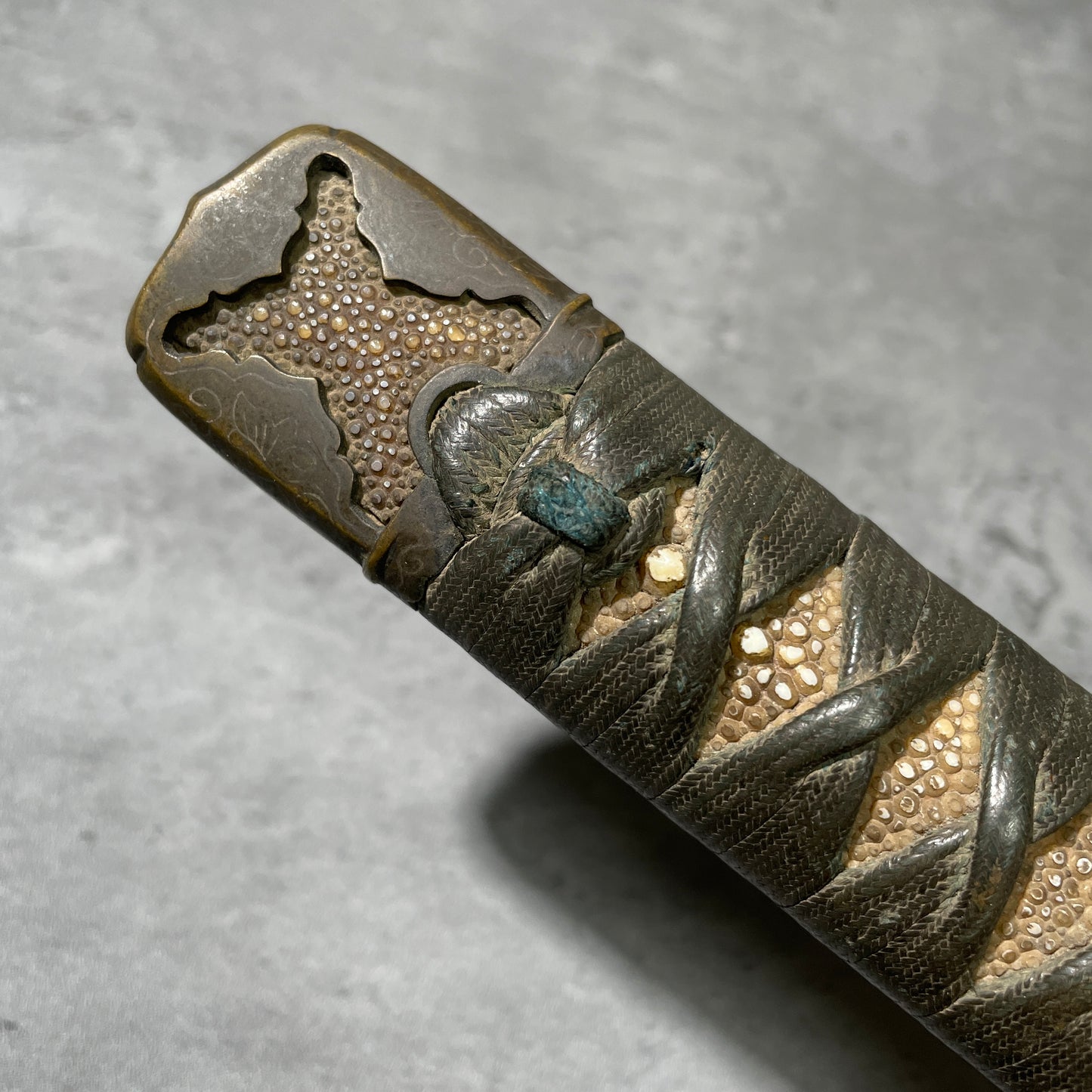 Handachi Style TSUKAMAE 半太刀拵柄前, Edo period