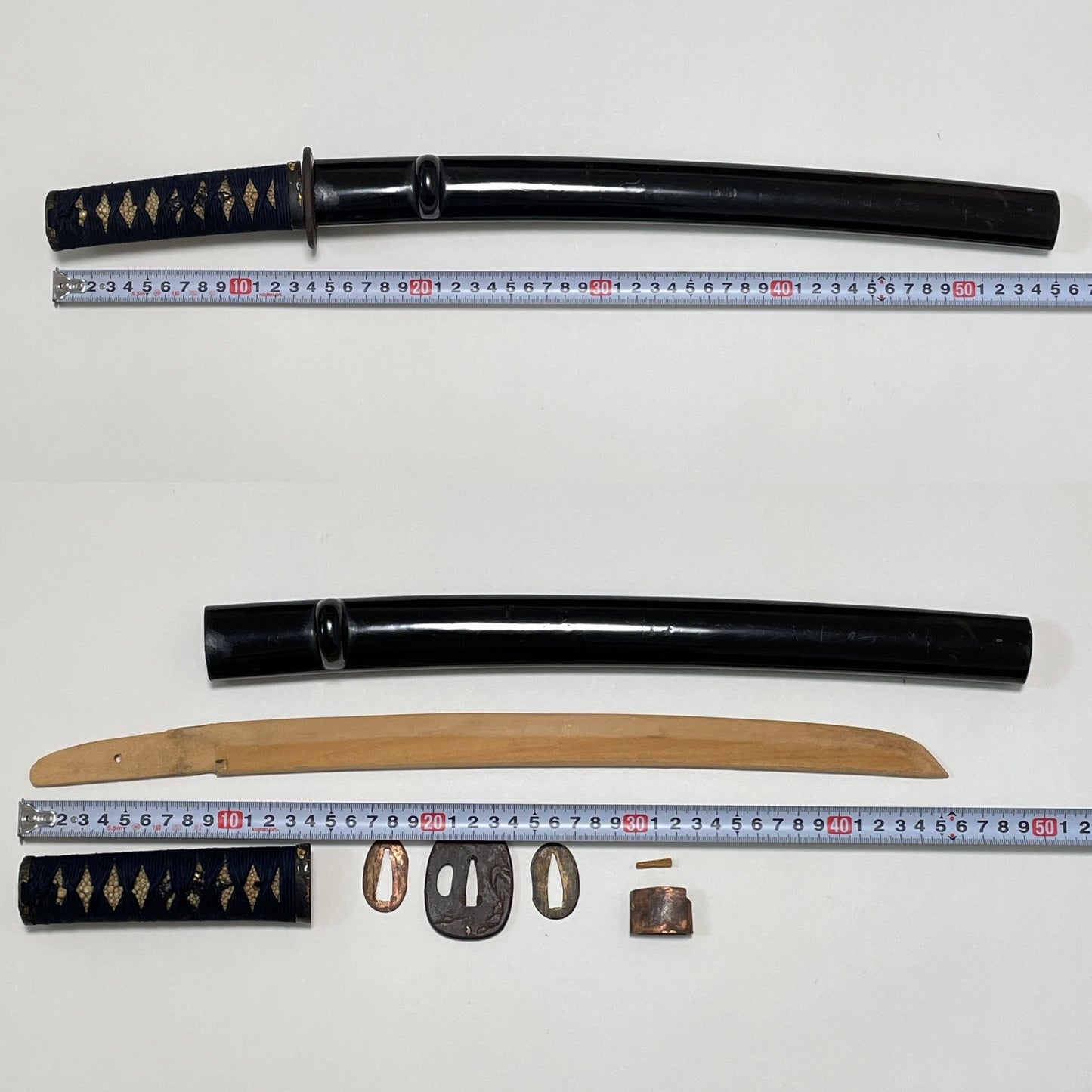 Short Wakizashi Koshirae, Tsuta-karakusa Fuchikashira 蔦唐草縁頭, Edo period