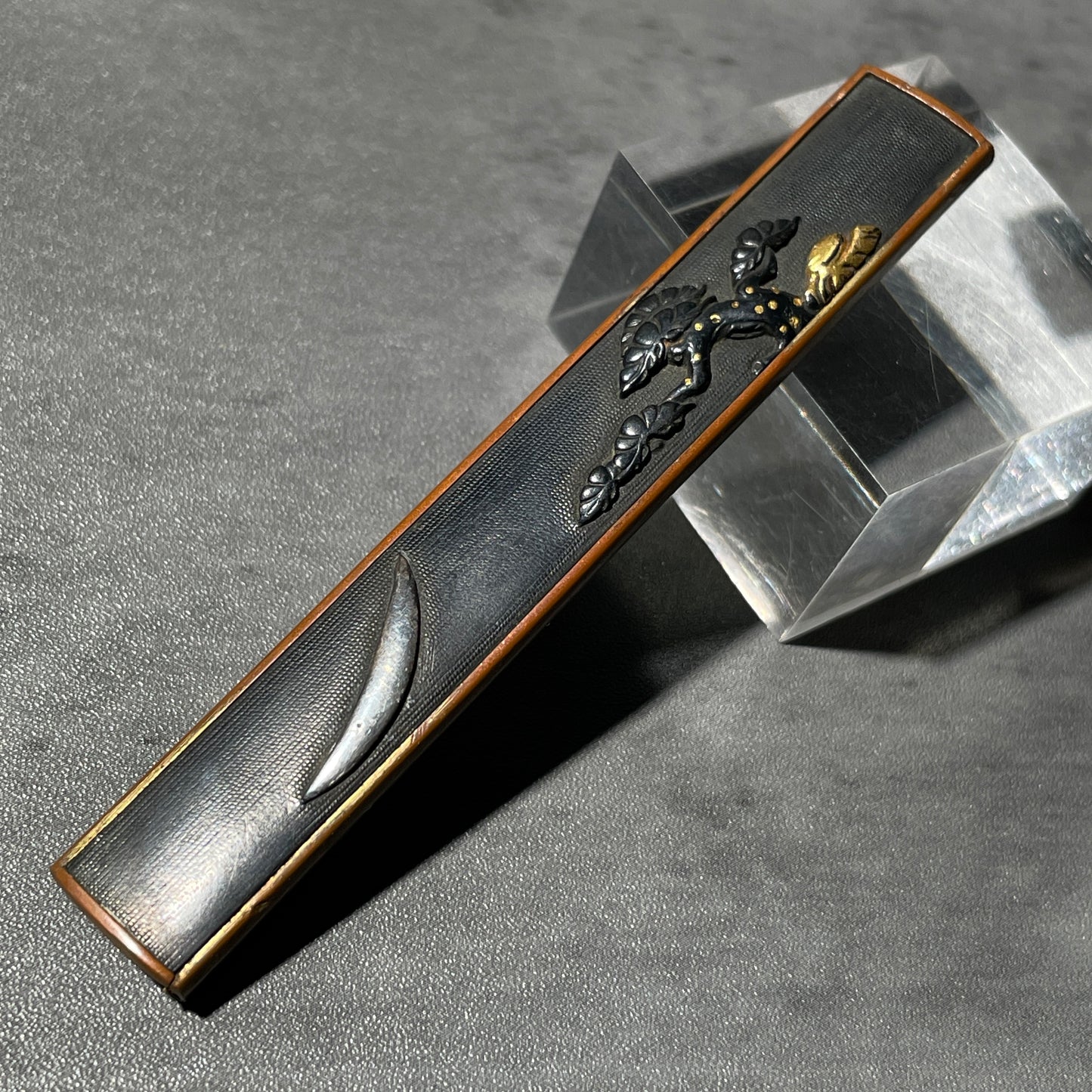 Crescent moon and Pine Kozuka 三日月松図小柄, Shakudo back, Edo period