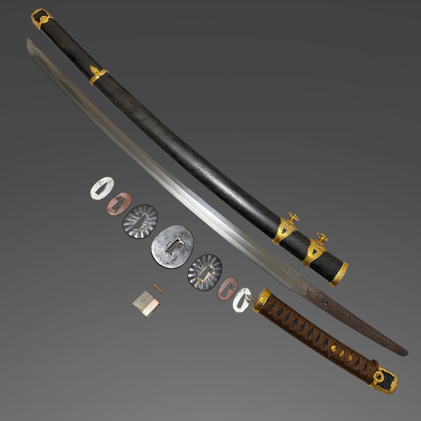 Navy GUNTO 海軍刀, Rayskin Scabbard, Serial number engraved, WW2 Japanese Officer Sword