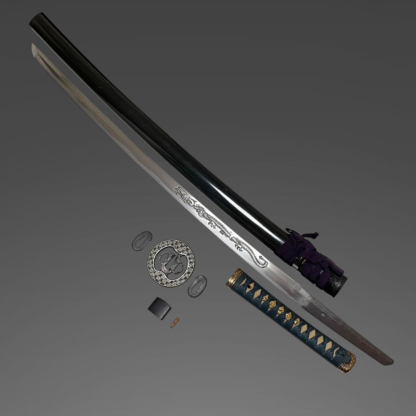 Dragon HORIMONO KATANA, Harimadaijo Fuijwara Kiyomitsu 播磨大掾藤原清光 signed, High-grade Fittings