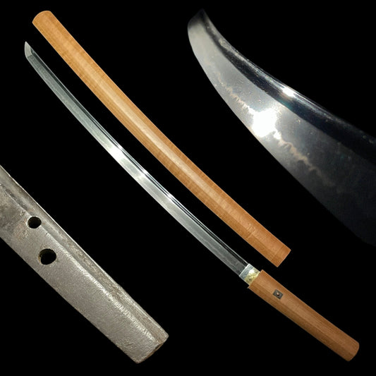 Bo-hi 棒樋 Long Wakizashi, Oosuriage-mumei 大磨上無銘, Early Muromachi period