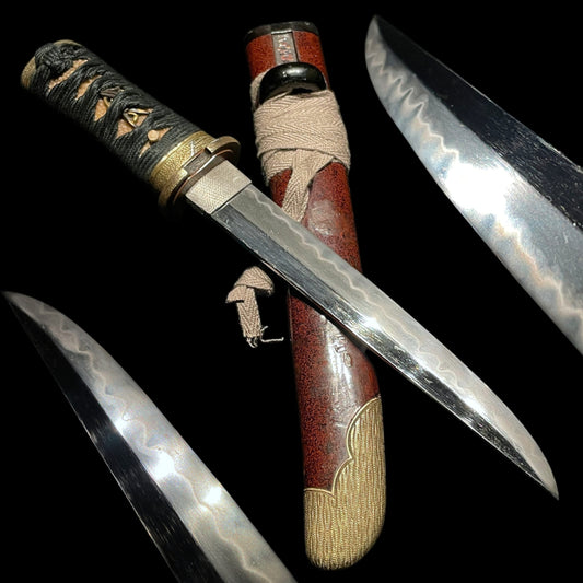 Red Matsushiro Koshirae TANTO, Rare Style blade, Brass Fittings