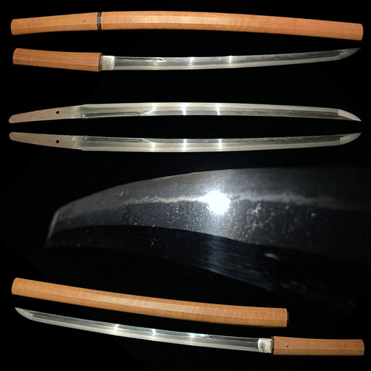Nagamaki Naoshi Style Long Wakizashi, Kanemitsu 兼光 signed, Muromachi period