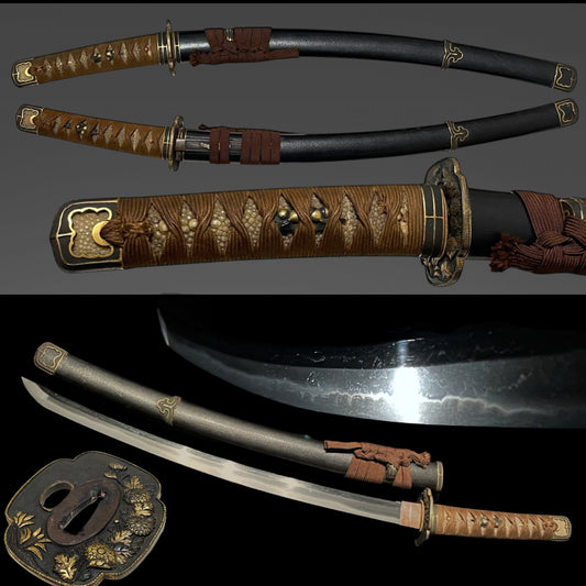 Handachi-Koshirae 半太刀拵, Sadatoshi 貞俊 signed Wakizashi, with Kozuka, Edo period