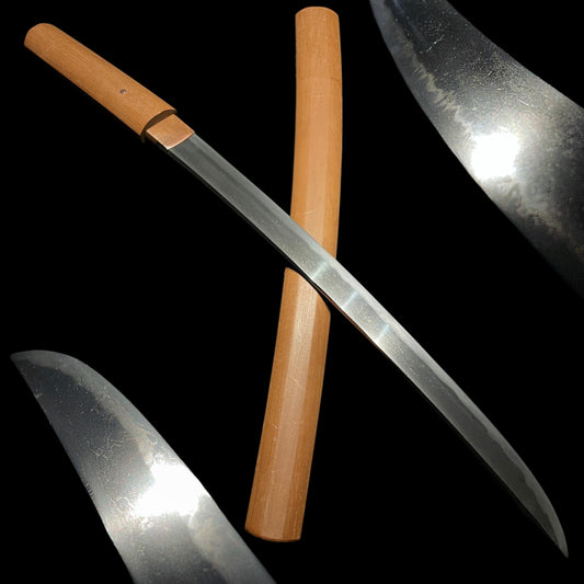 Long Hirazukuri Wakizashi 平造り脇差, Muromachi period mumei