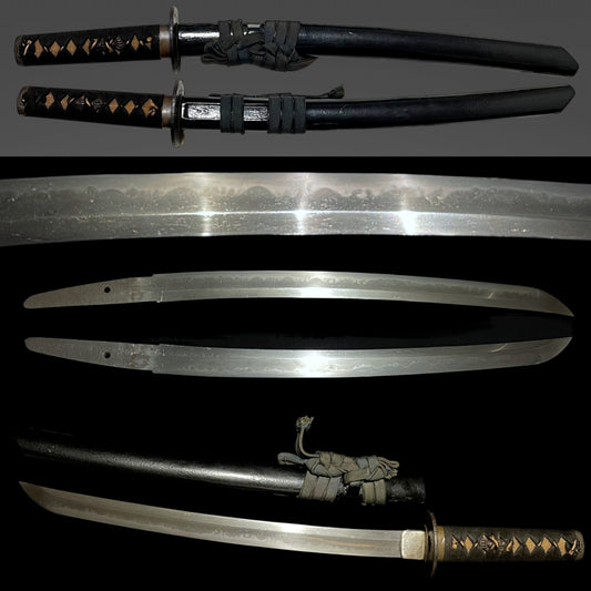 Kanemitsu 兼光 signed Short Wakizashi, Crab Menuki, Edo period