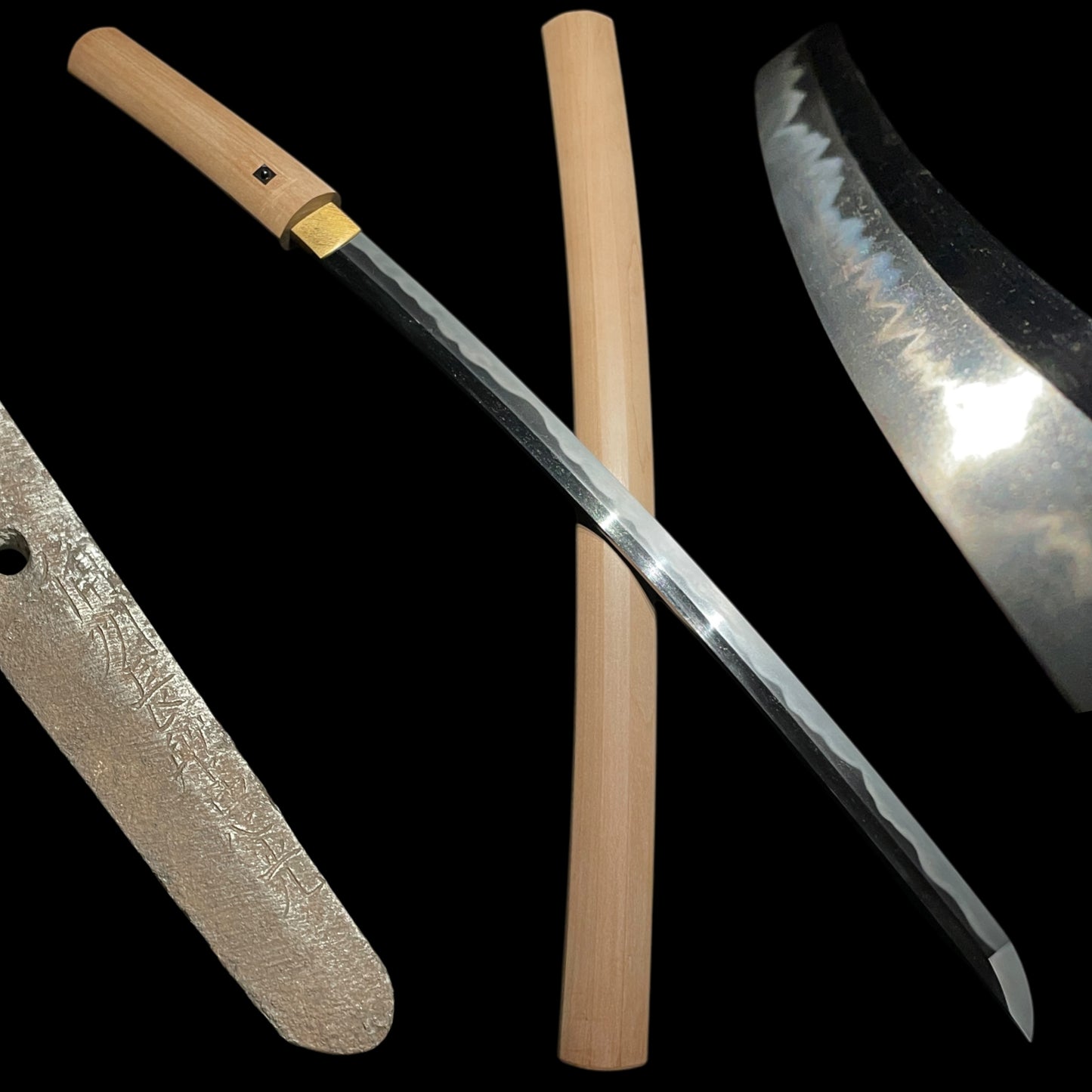 Bishuosafune Tadamitsu 備州長船忠光 signed WAKIZASHI, Polished Blade, Muromachi period