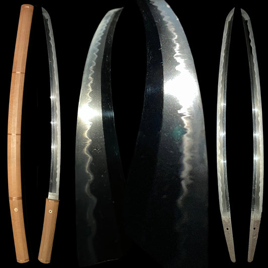Astonishing Hamon Long Wakizashi, Edo period mumei