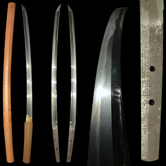 Muneyaki 棟焼 Long Wakizashi, Hizenkokuju Mutsunokami Tadayoshi 肥前国住陸奥守忠吉 signed