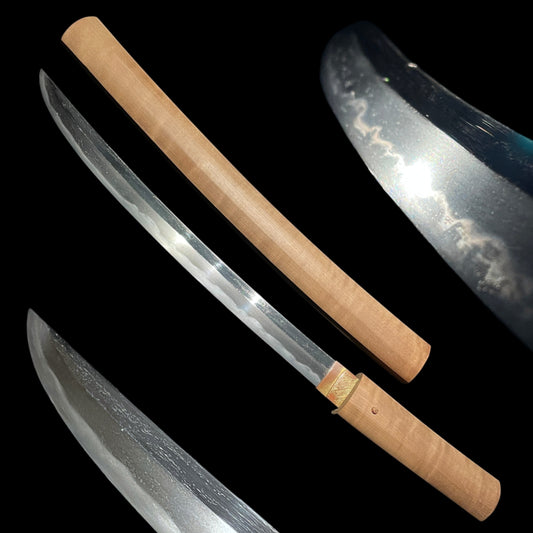 Shobuzukuri Wakizashi 菖蒲造脇差, Torame-Shirasaya 虎目白鞘, Edo period mumei