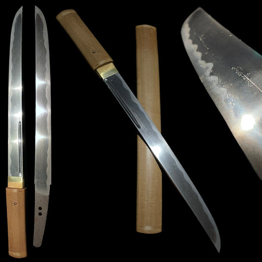 Wide Hirazukuri Sunnob-Tanto 平造寸延短刀, Soshuju Hiromitsu 相州住広光 signed