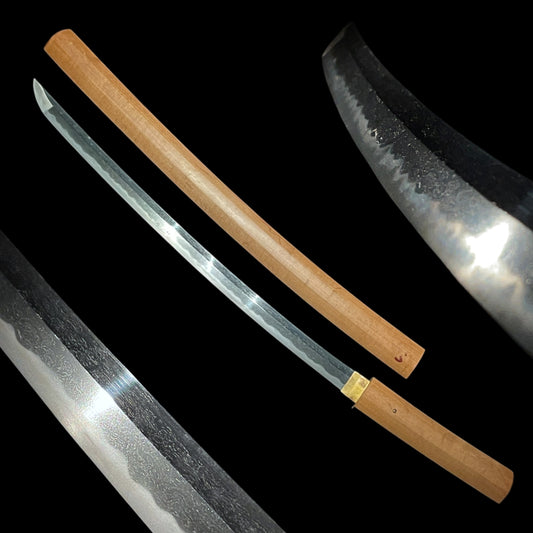 Kane 兼 signed Long WAKIZASHI, Late Muromachi period