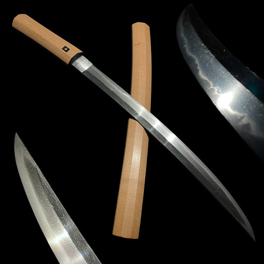 Naginata Naoshi 薙刀直し Wakizashi in Shirasaya, Muromachi period mumei