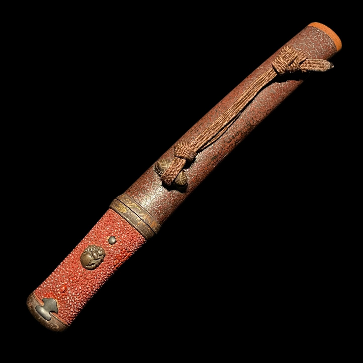Red Tanto with Kozuka, Mouse Menuki, Masame-Hada 柾目肌 Edo period mumei