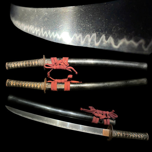 Hirazukuri Wakizashi 平造脇差, Signed Tsuba, with Shirasaya, Edo period mumei