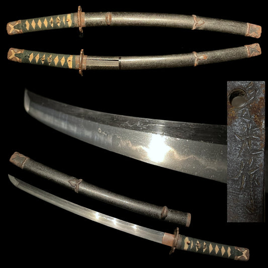 Handachi-Koshirae 半太刀拵 Wakizashi, Munemitsu 宗光 signed, Horse Menuki, Edo period