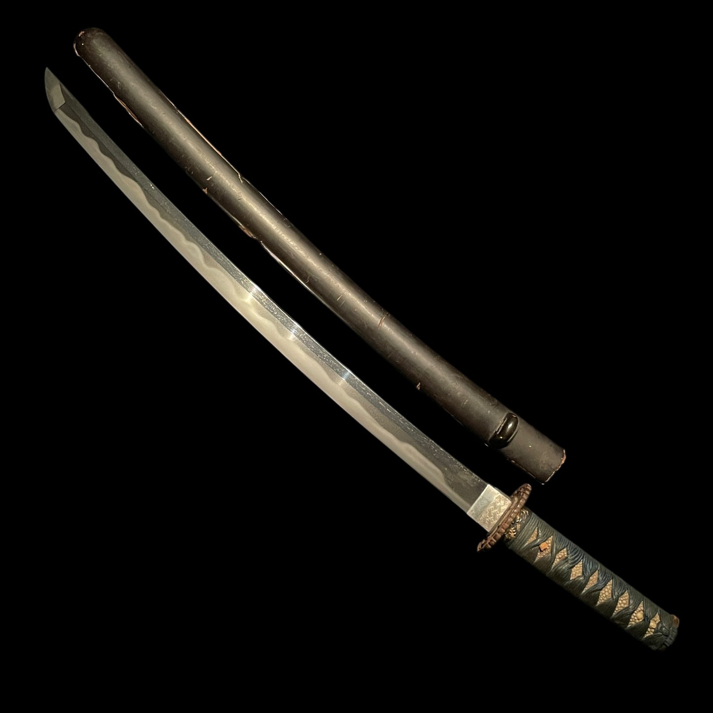 Toranba 濤乱刃 WAKIZASHI, Choshuhagiju Sakunoshin Tomohisa 長州萩住作之進友久 signed TSUBA