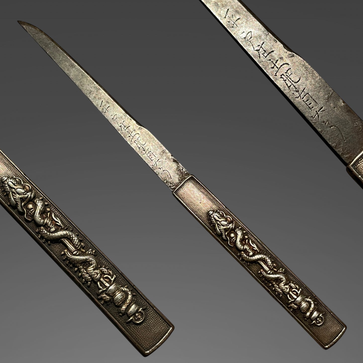 Aikuchi Style TANTO, Bishuosafune Yasumitsu 備州長船康光 signed, Early Muromachi period