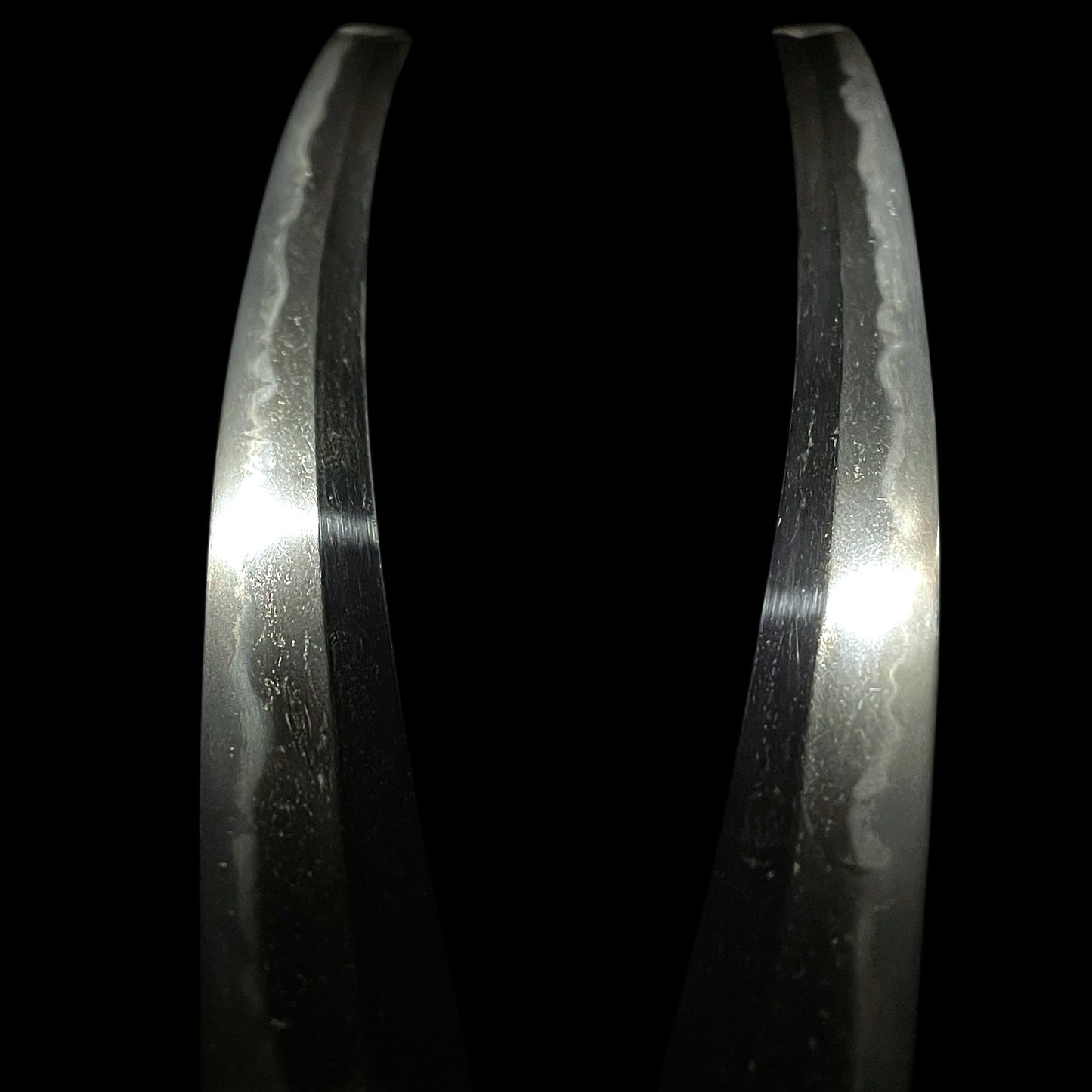 Yasutsugu 康継 signed Short WAKIZASHI, Edo period, Nagasa: 422mm (16.61in)