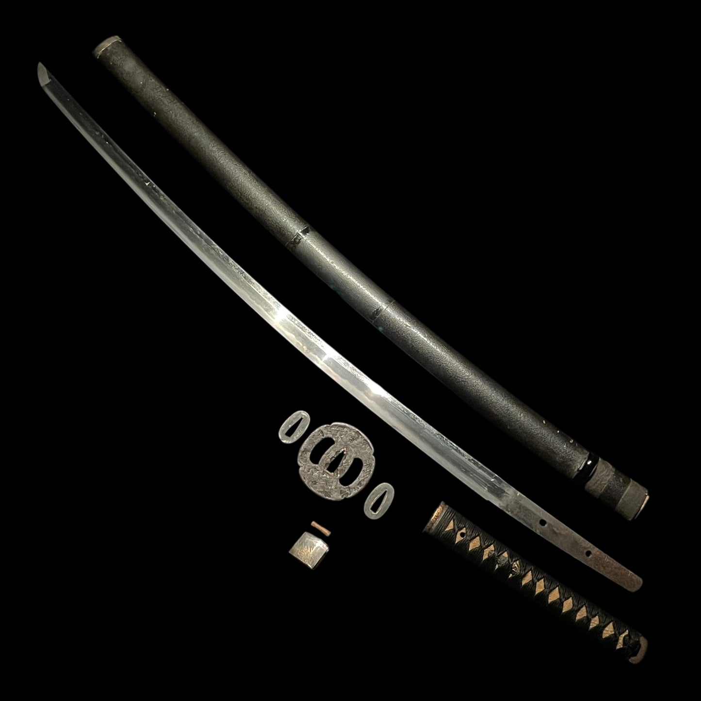 Bizenkoku Osafune 備前国長船 signed KATANA, Dragon Kurikararyu Menuki, Muromachi era