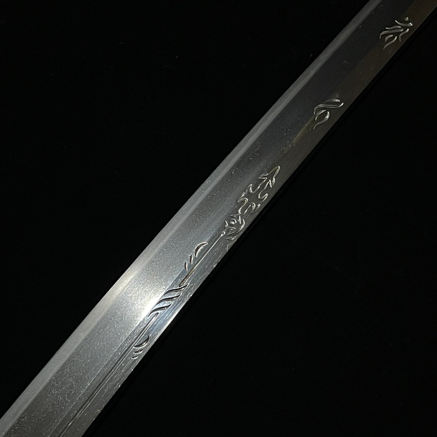 HORIMONO 刀身彫刻 KATANA, Musashidaijo Tadahiro February 1628 signed, Sayagaki 鞘書