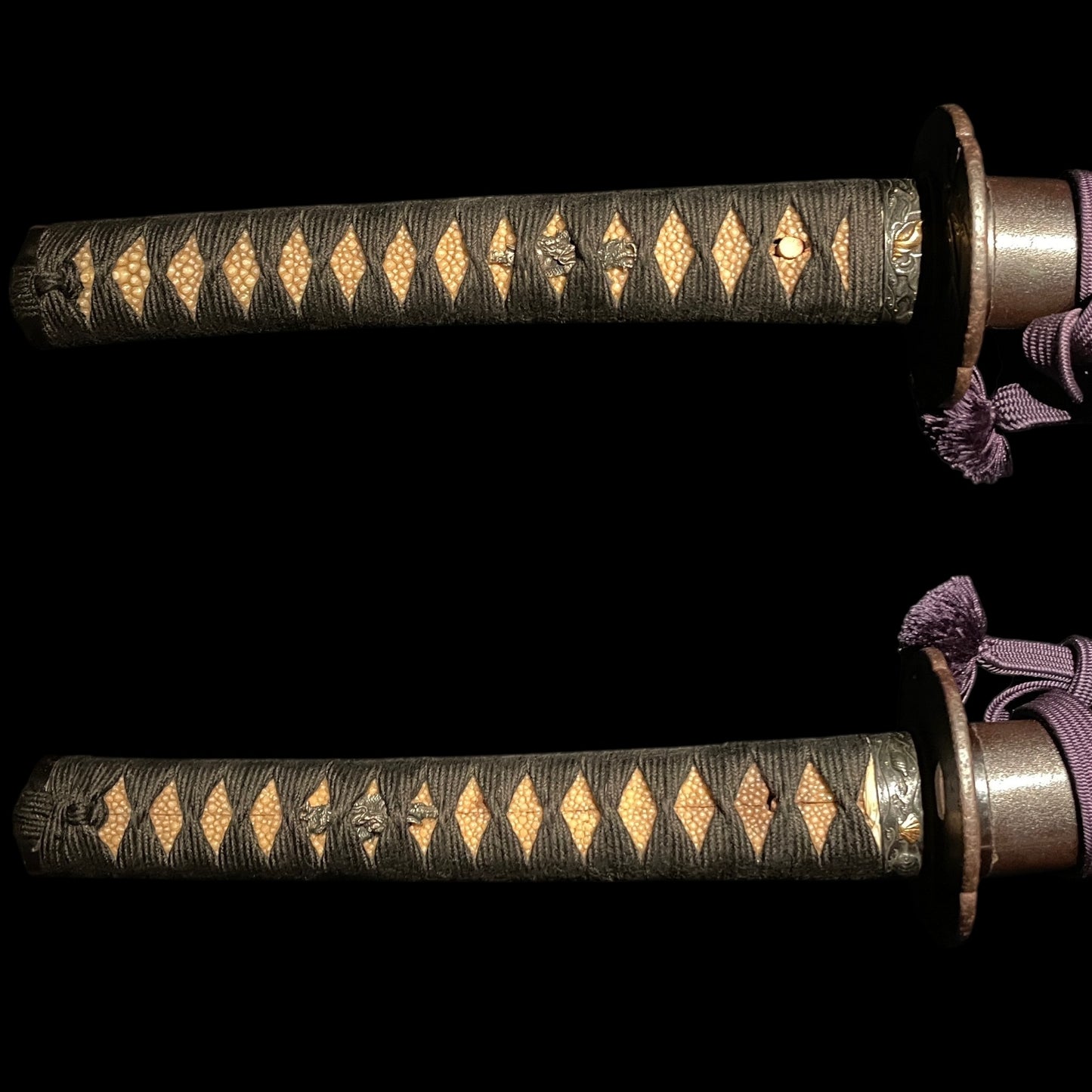 Midareba KATANA, Autumn insect Tsuba, Shell Fuchikashira, with Shirasaya