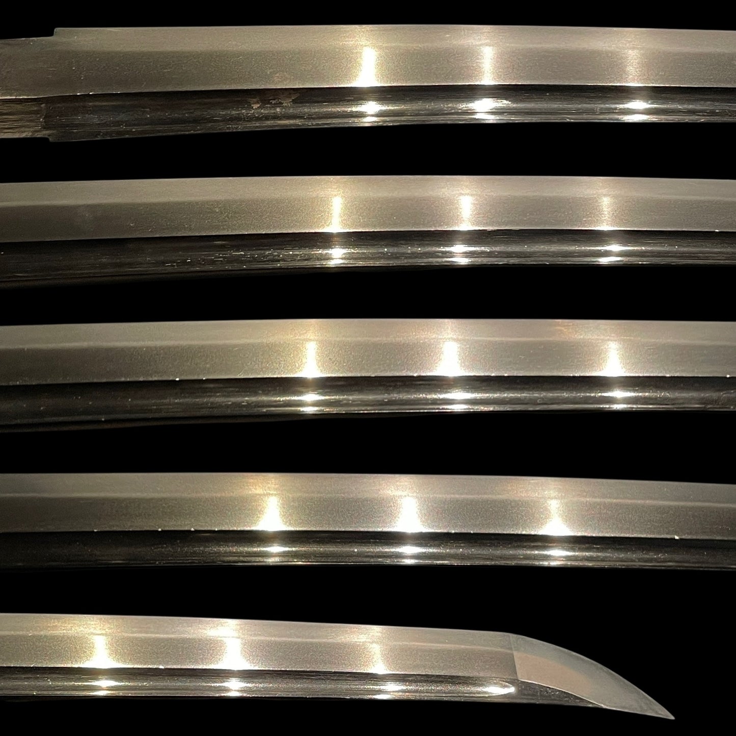 Kakitoshibi 掻通樋 KATANA in Shirasaya, Kanemichi 兼道 signd, Heavy blade, Gendaito