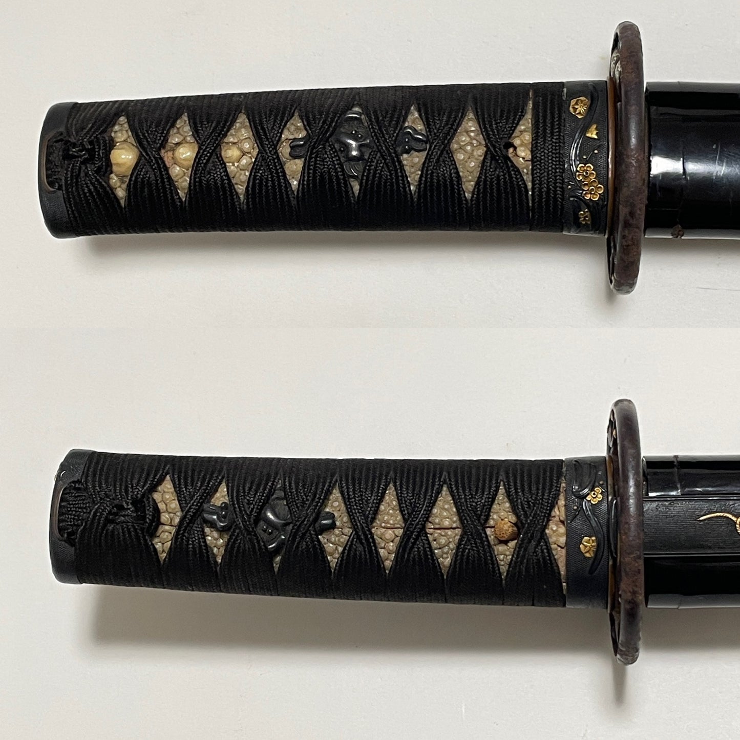 KANMURIOTOSHI 冠落とし TANTO, Kaneuji 兼氏 signed with KOZUKA, Muromachi period
