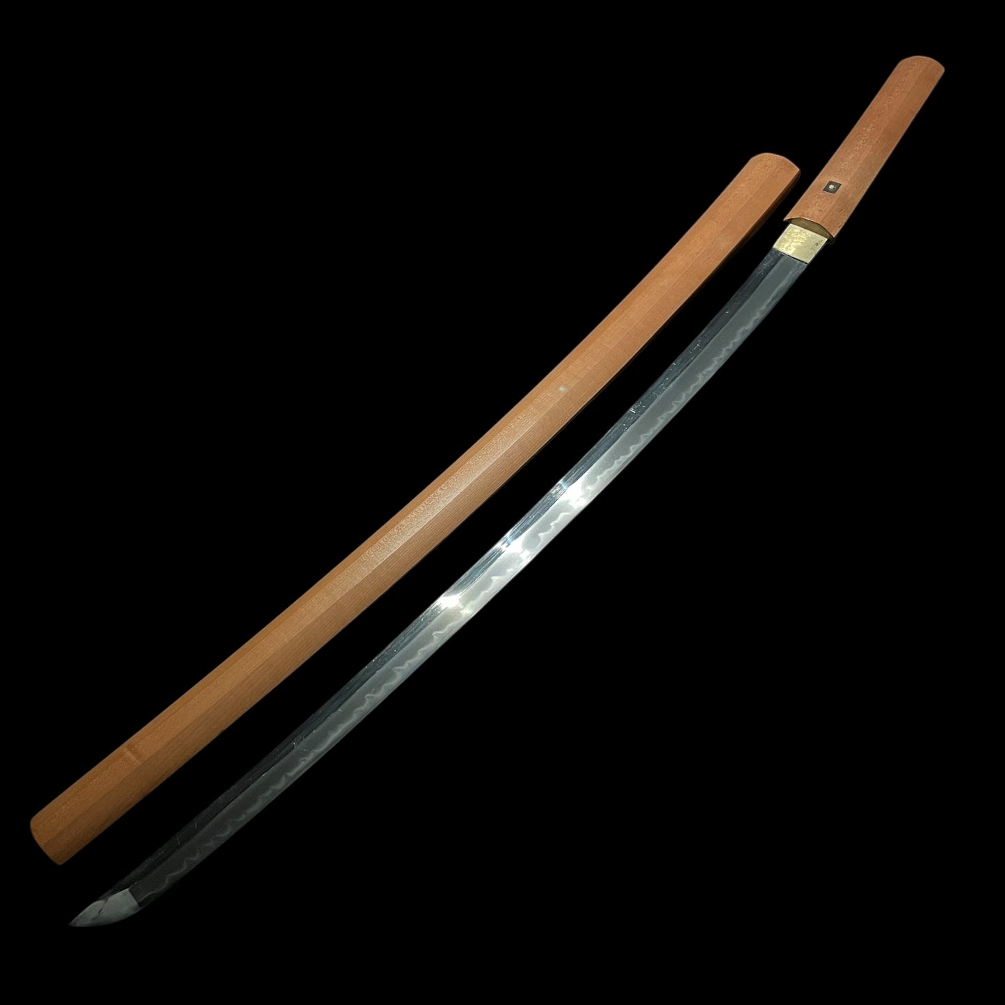 Togari-Gunome 尖互目 Hamon Heavy KATANA in Shirasaya, Showa period