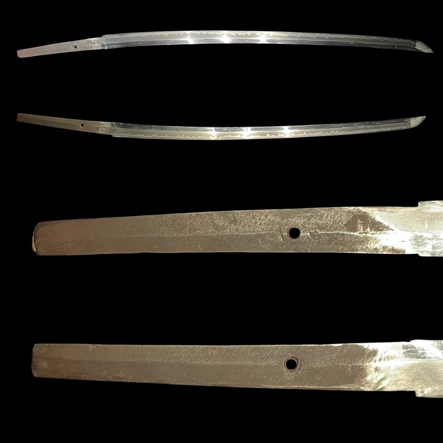 Togari-Gunome 尖互目 Hamon Heavy KATANA in Shirasaya, Showa period